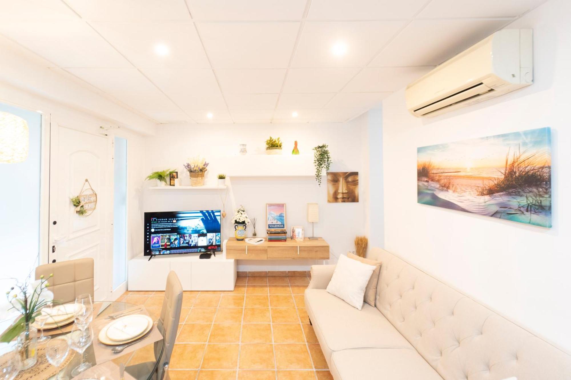 Lovely Apartment Near Beach & Science City Валенсия Экстерьер фото