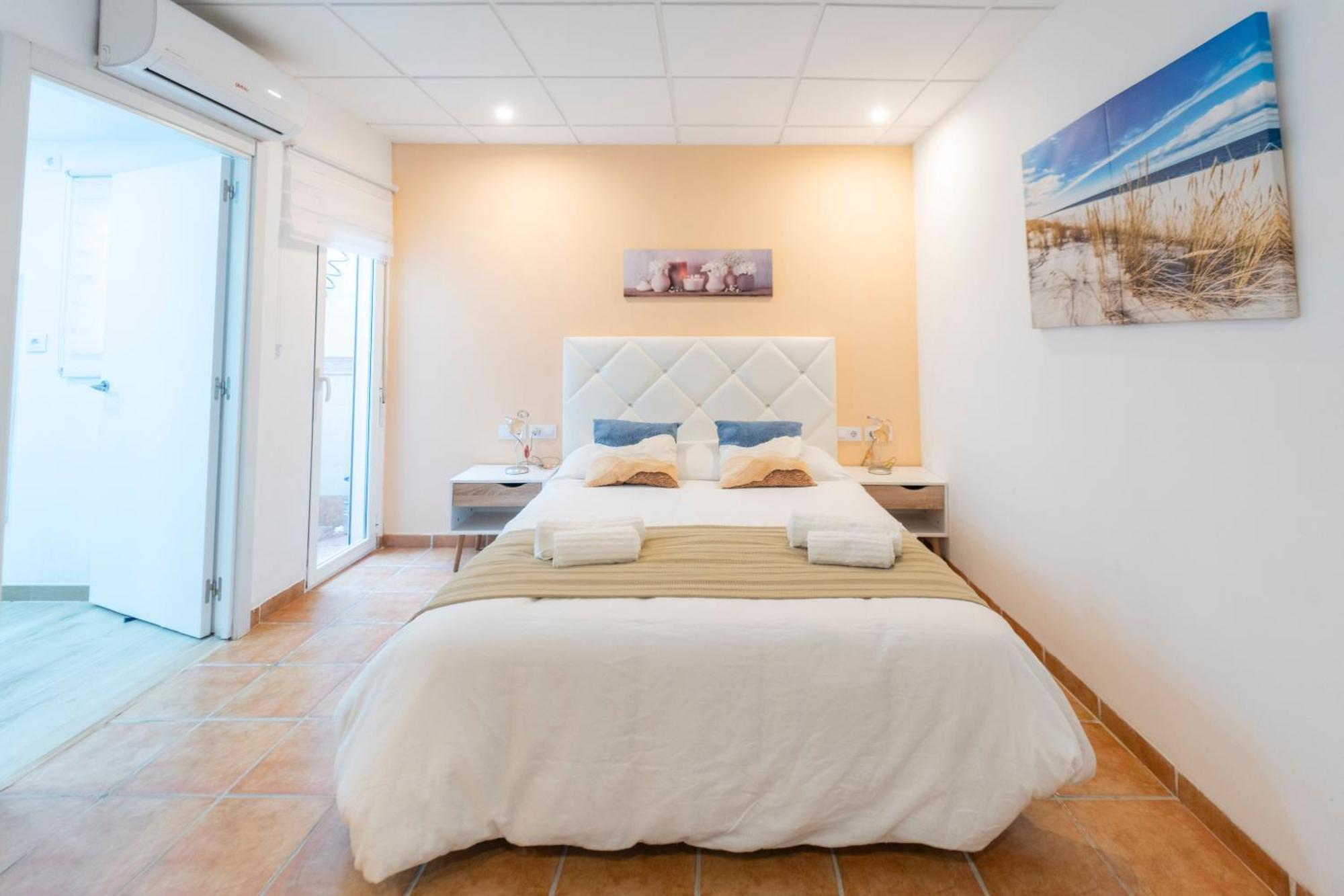 Lovely Apartment Near Beach & Science City Валенсия Экстерьер фото